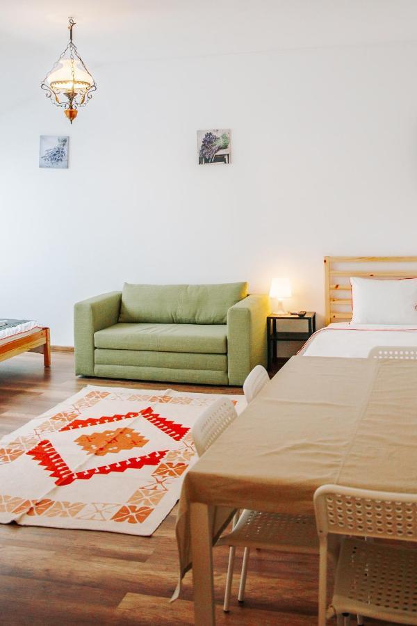 Kali Host Home Away From Home Târgu-Mureş Eksteriør billede