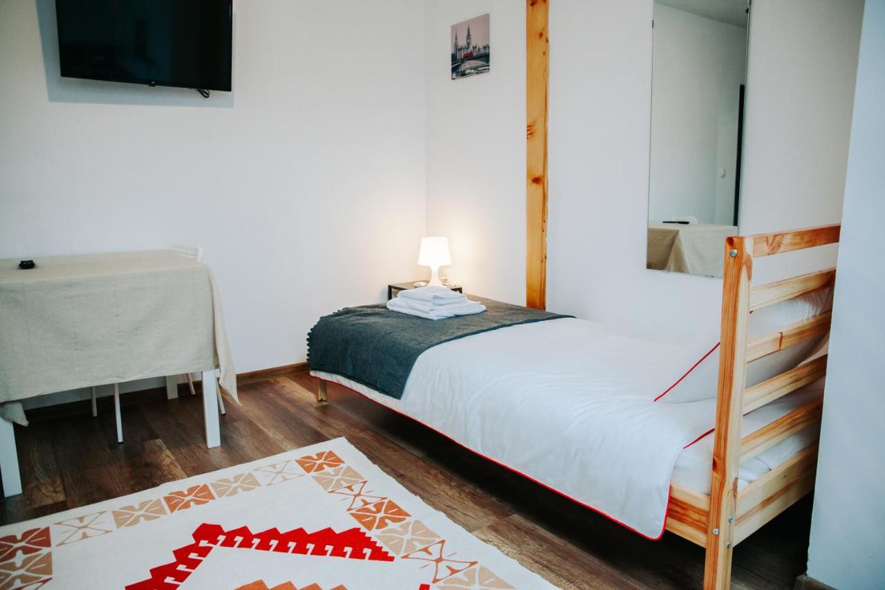 Kali Host Home Away From Home Târgu-Mureş Eksteriør billede